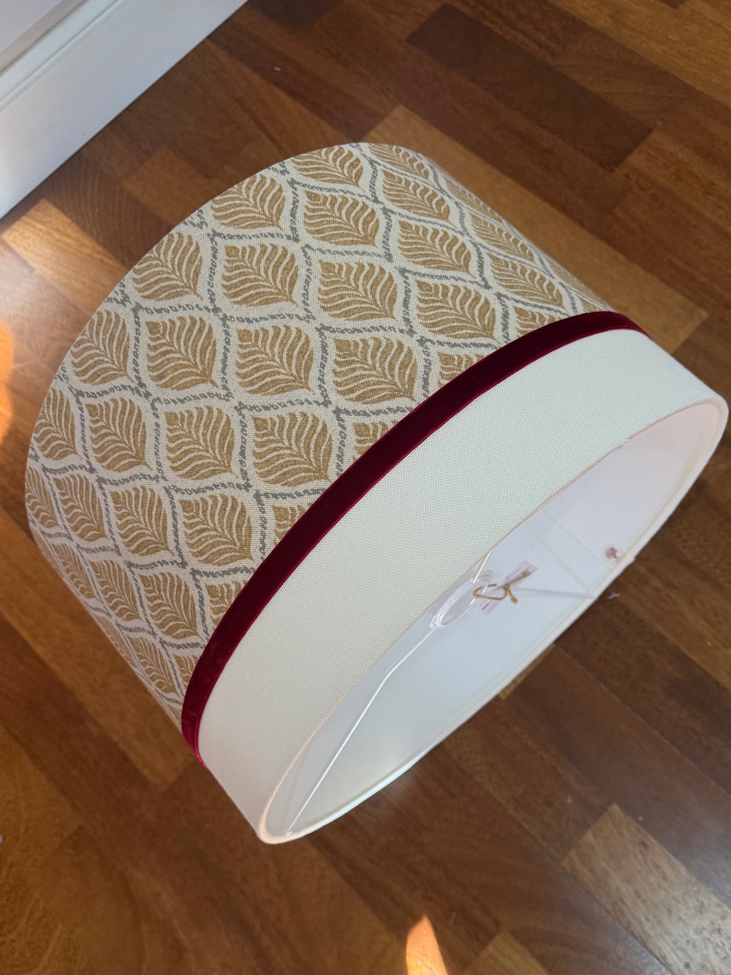 Pantalla hoja block print mostaza y lino beige