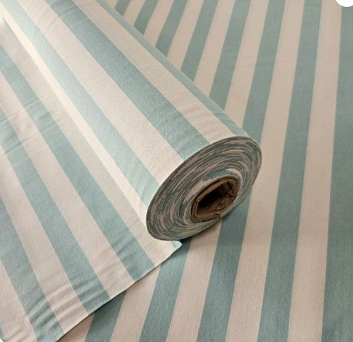 Plaid en tela de rayas gruesas
