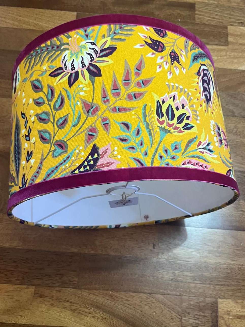 Pantalla Tela Thevenon