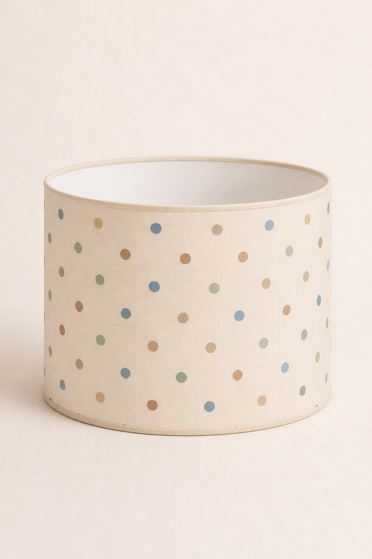 Pantalla infantil lunares
