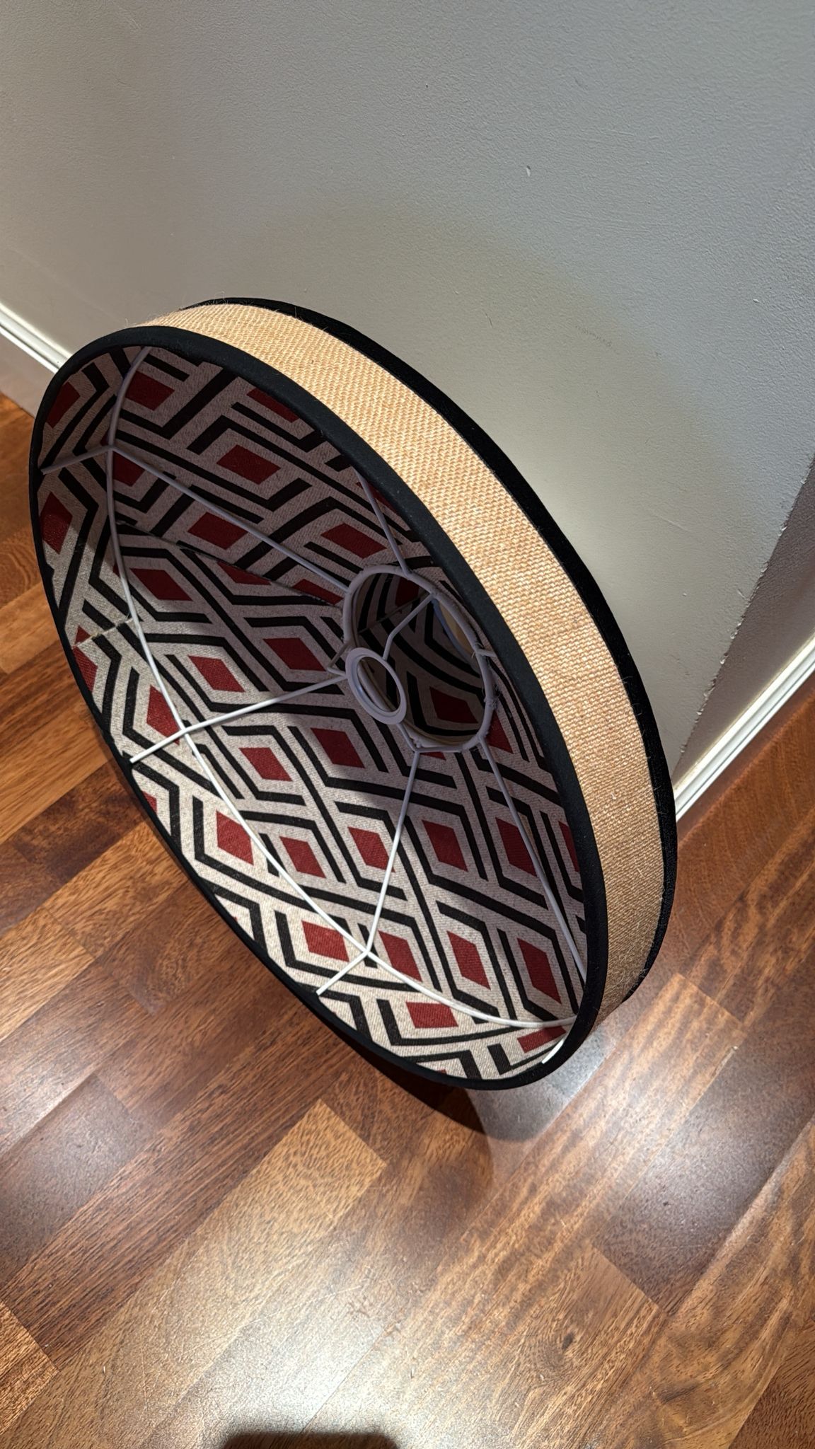 Pantalla Cahaya con interior